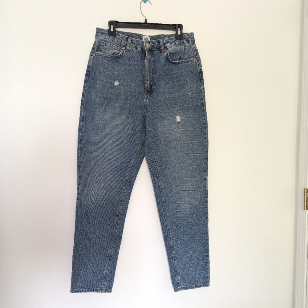 BDG Urban Outfitters Mom High-Rise Jeans size 31
